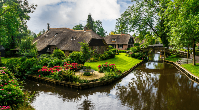 Travel Tour: Village Of Giethoorn, Netherlands