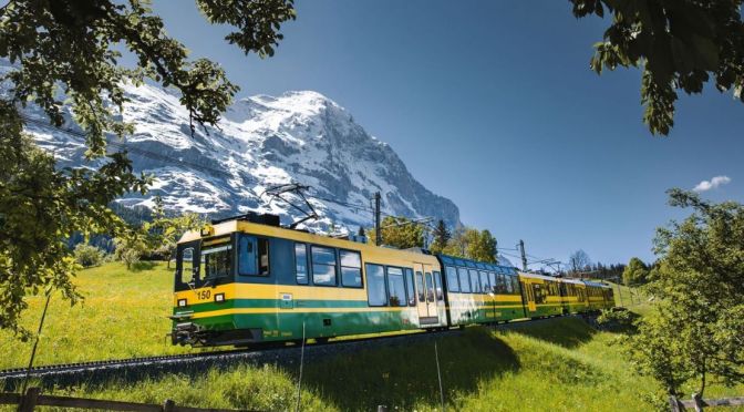 Travel In Switzerland: From Kleine Scheidegg To Lauterbrunnen By Train