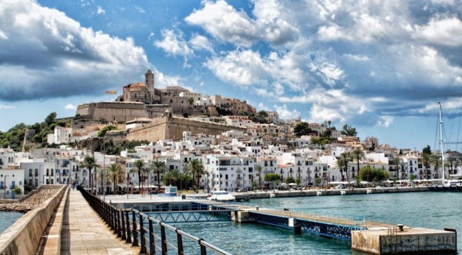 Travel: Walking Tour Of The Island Of Ibiza In Spain