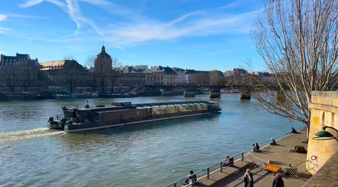 Travel: A Winter Walk Along The Seine In Paris